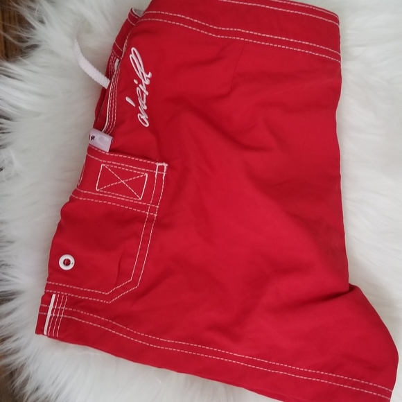 Short - Picture 2 of 2